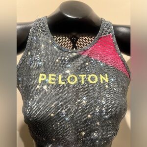 Peloton sports bra, size L (like new condition)